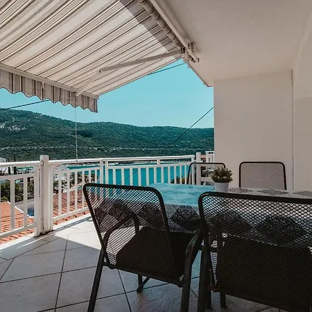 Tiha Luka Appartement