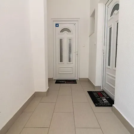 Appartement Tiha Luka *